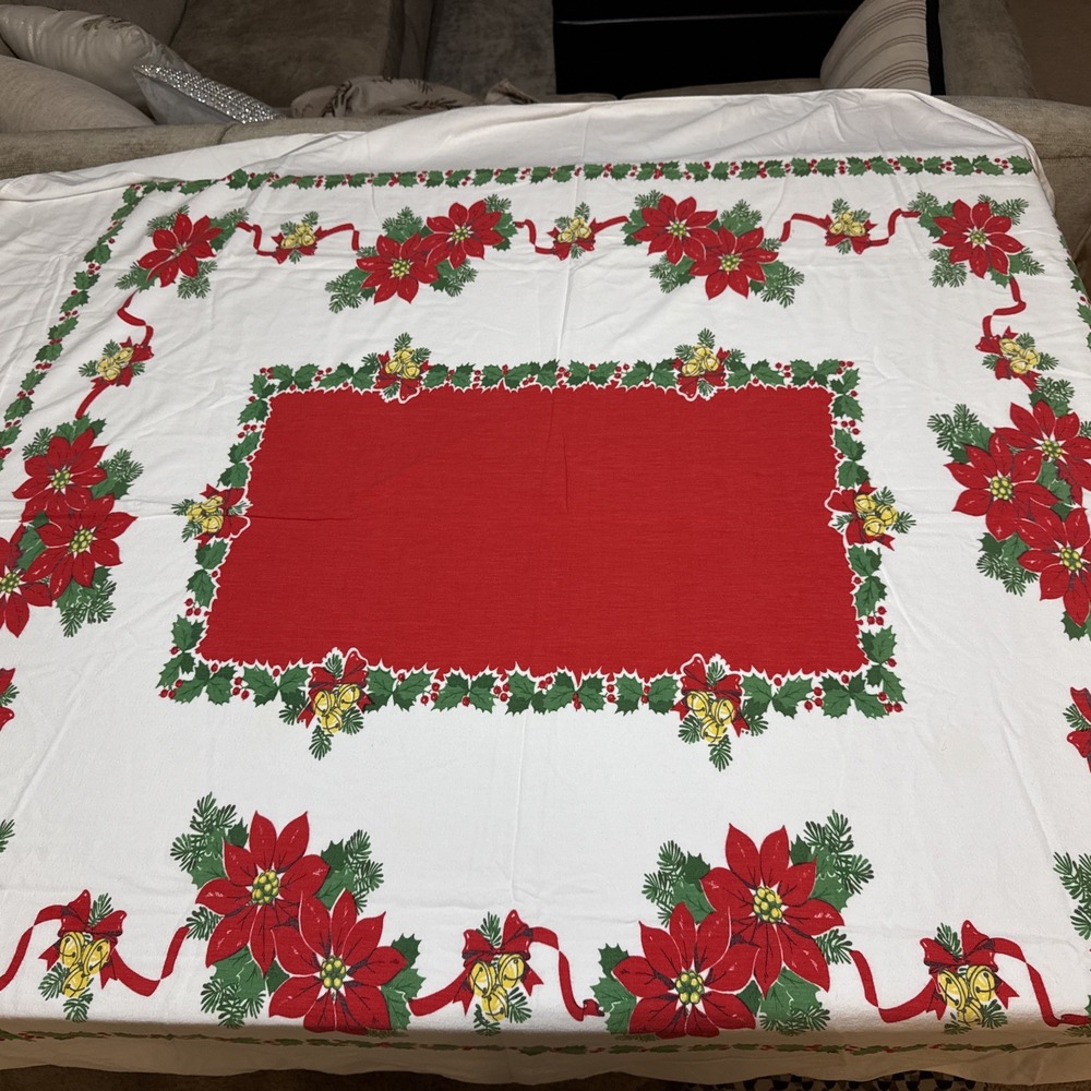 VTG Christmas Poinsettia Tablecloth 66x58"   Rectangle Cotton Holiday
